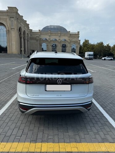 Volkswagen ID.6 Crozz 2022, 30,000 km - 0.0 л - Bakı