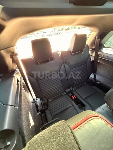 Land Rover Discovery 2018, 107,000 km - 3.0 l - Bakı