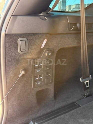Land Rover Discovery 2018, 107,000 km - 3.0 l - Bakı