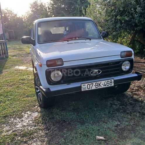 LADA (VAZ) Niva 2002, 237,000 km - 1.7 l - Astara