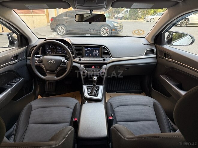 Hyundai Elantra 2018, 183,765 km - 2.0 l - Bakı