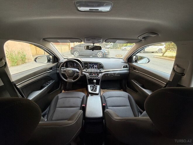 Hyundai Elantra 2018, 183,765 km - 2.0 l - Bakı