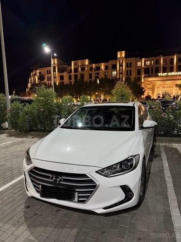 Hyundai Avante 2016, 165,000 km - 1.6 l - Bakı