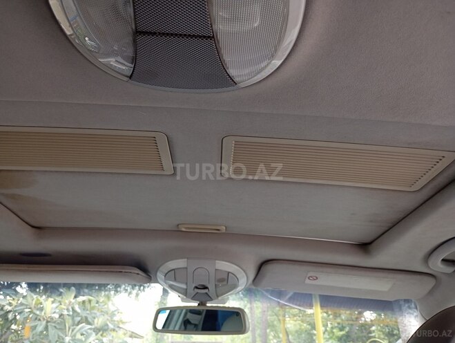 Mercedes E 270 2002, 340,600 km - 2.7 l - Salyan