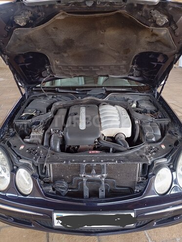 Mercedes E 270 2002, 340,600 km - 2.7 l - Salyan