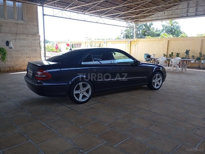 Mercedes E 270 2002, 340,600 km - 2.7 l - Salyan