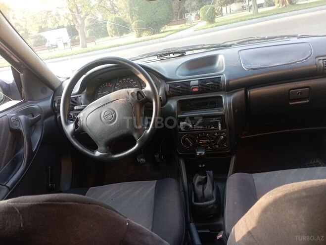 Opel Astra 1995, 243,360 km - 1.8 l - Bakı