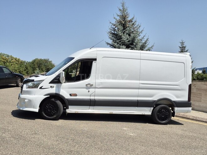 Ford Transit 2015, 380,000 km - 2.2 l - Qusar
