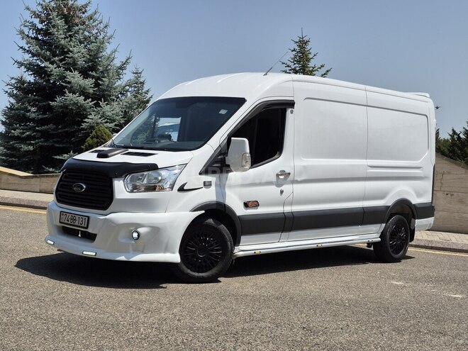Ford Transit 2015, 380,000 km - 2.2 l - Qusar