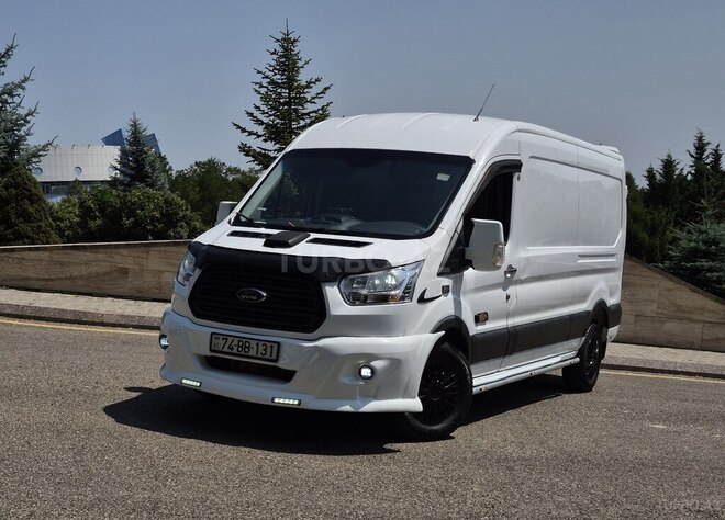 Ford Transit 2015, 380,000 km - 2.2 l - Qusar