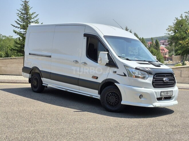 Ford Transit 2015, 380,000 km - 2.2 l - Qusar