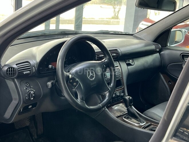 Mercedes C 240 2002, 323,000 km - 2.6 l - Sumqayıt