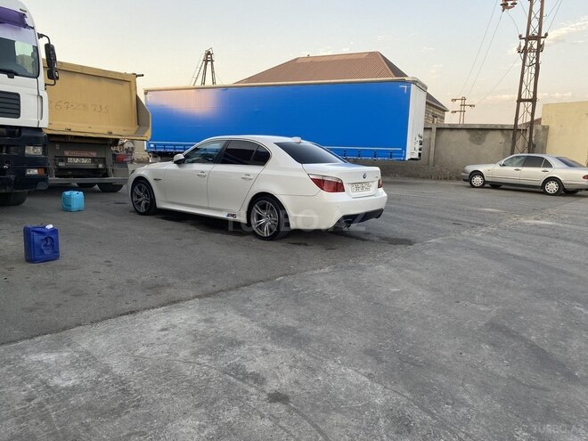 BMW 528 2009, 427,000 km - 3.0 l - Bakı
