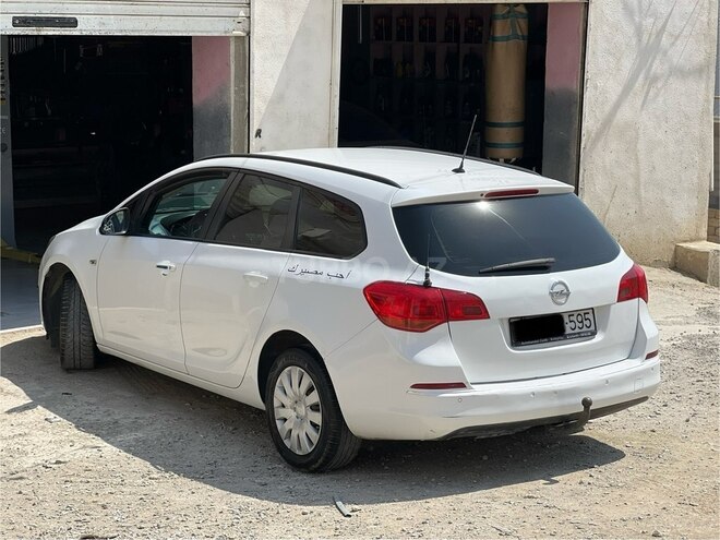 Opel Astra 2013, 363,000 km - 1.3 л - Bakı