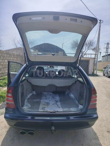 Mercedes C 220 2001, 240,000 km - 2.2 л - Bakı