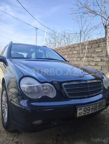 Mercedes C 220 2001, 240,000 km - 2.2 л - Bakı