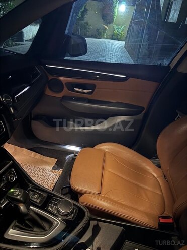 BMW  2016, 302,000 km - 1.5 l - Bakı