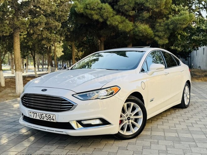 Ford Fusion (North America) 2017, 127,000 km - 2.0 л - Bakı