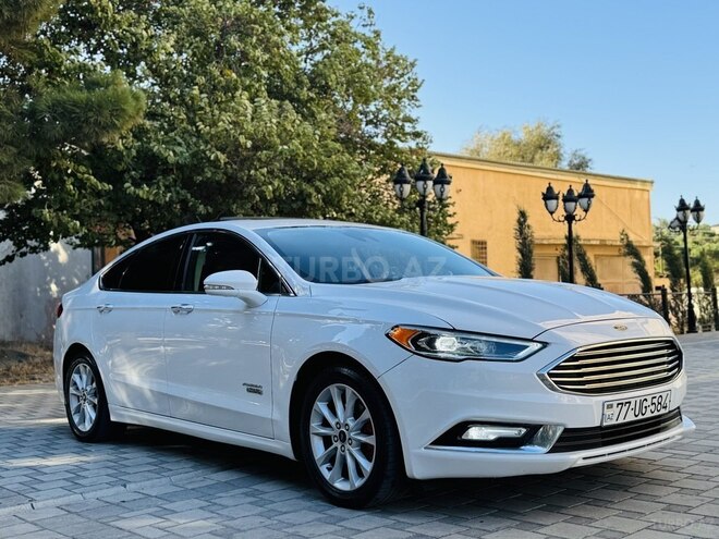 Ford Fusion (North America) 2017, 127,000 km - 2.0 л - Bakı