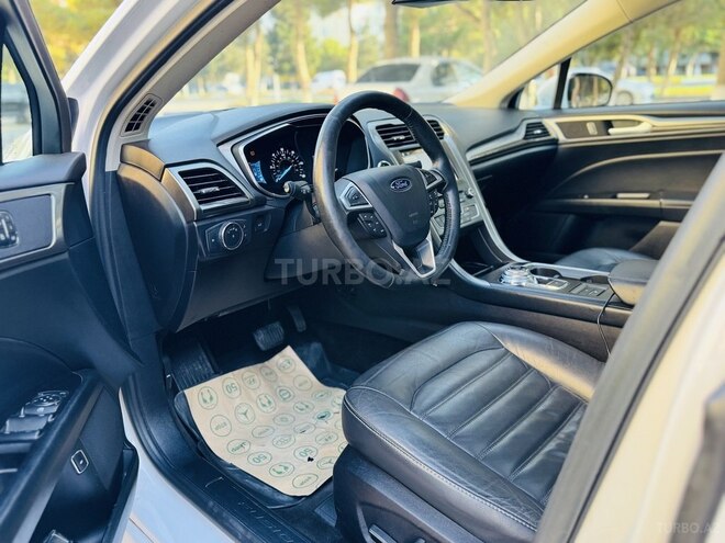 Ford Fusion (North America) 2017, 127,000 km - 2.0 л - Bakı
