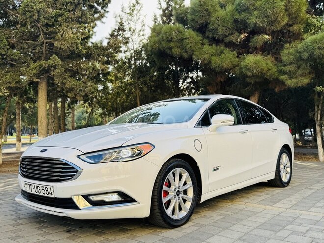 Ford Fusion (North America) 2017, 127,000 km - 2.0 л - Bakı