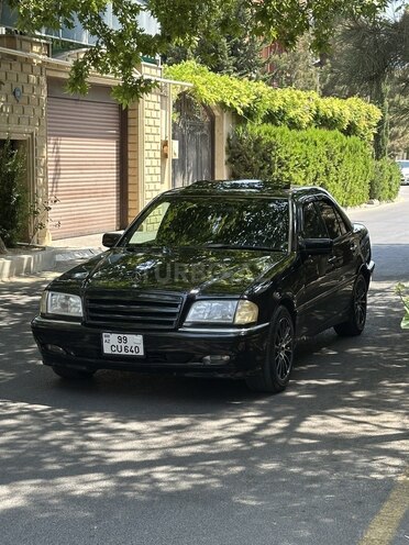 Mercedes C 200 1999, 300,000 km - 2.0 л - Bakı