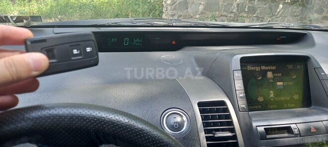Toyota Prius 2009, 350,000 km - 1.8 л - Qəbələ