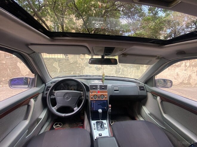 Mercedes C 180 1995, 424,548 km - 1.8 л - Bakı