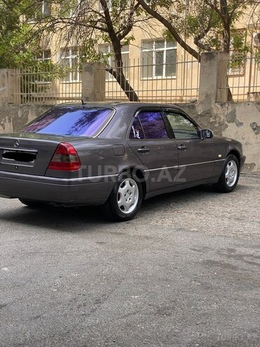 Mercedes C 180 1995, 424,548 km - 1.8 л - Bakı
