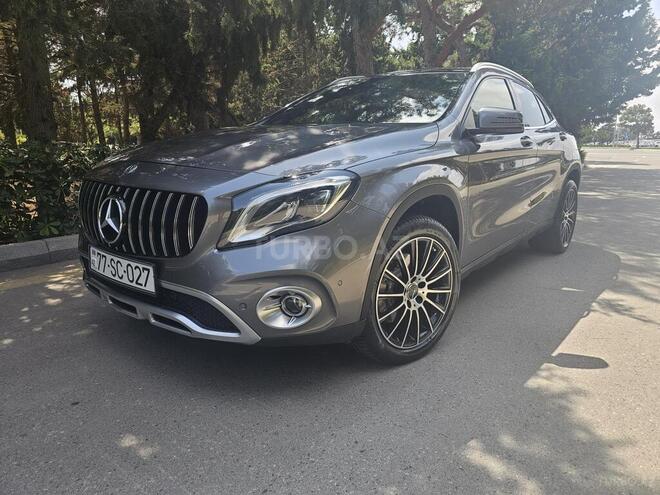 Mercedes GLA 250 4MATIC 2017, 98,000 km - 2.0 l - Bakı