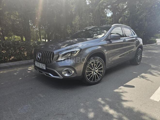 Mercedes GLA 250 4MATIC 2017, 98,000 km - 2.0 l - Bakı