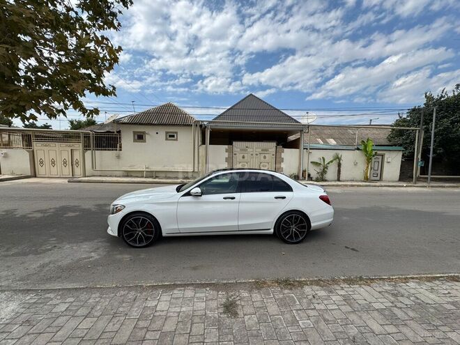 Mercedes C 300 2016, 175,000 km - 2.0 л - Bakı
