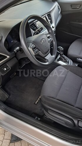 Hyundai Accent 2018, 98,000 km - 1.6 l - Masallı