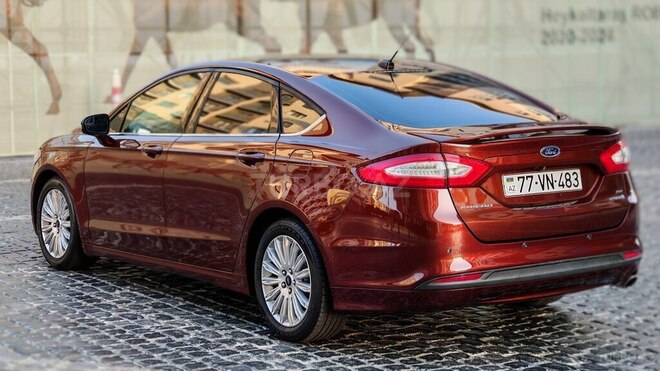 Ford Fusion (North America) 2015, 125,000 km - 2.0 l - Bakı