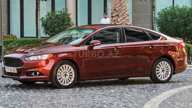 Ford Fusion (North America) 2015, 125,000 km - 2.0 l - Bakı