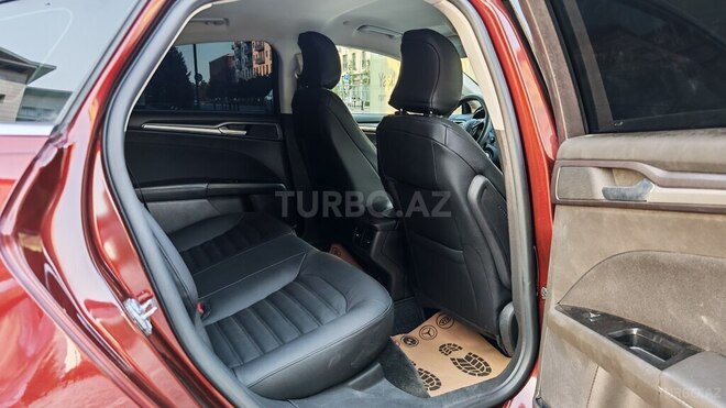 Ford Fusion (North America) 2015, 125,000 km - 2.0 l - Bakı