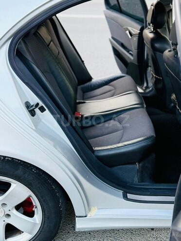 Mercedes E 220 2003, 282,678 km - 2.2 l - Bakı