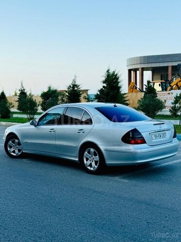 Mercedes E 220 2003, 282,678 km - 2.2 l - Bakı