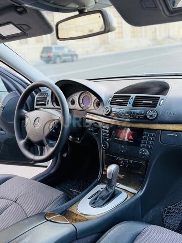 Mercedes E 220 2003, 282,678 km - 2.2 l - Bakı