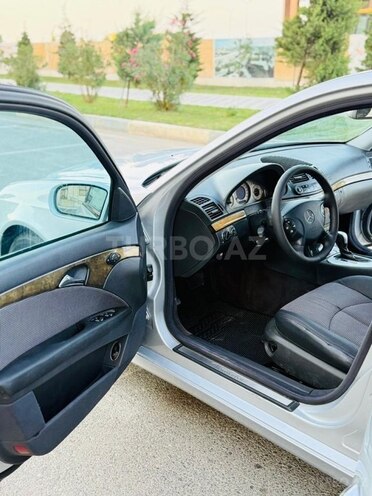 Mercedes E 220 2003, 282,678 km - 2.2 l - Bakı