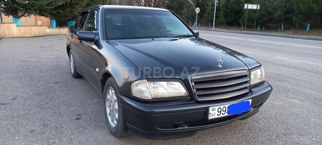 Mercedes C 200 1998, 303,640 km - 2.0 l - Qusar