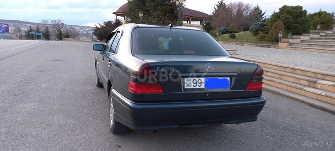 Mercedes C 200 1998, 303,640 km - 2.0 l - Qusar