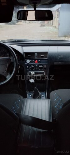 Mercedes C 200 1998, 303,640 km - 2.0 l - Qusar