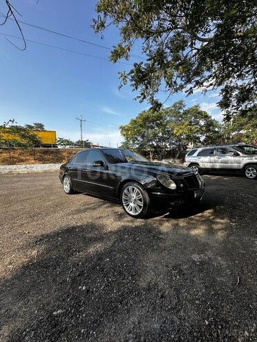 Mercedes E 220 2007, 340,000 km - 2.2 l - Bakı