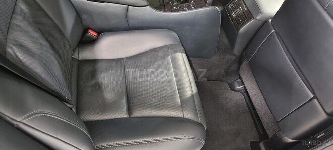 Lexus LS 460-9