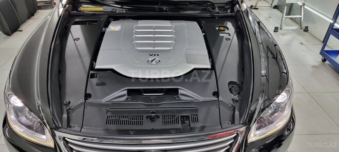 Lexus LS 460-7