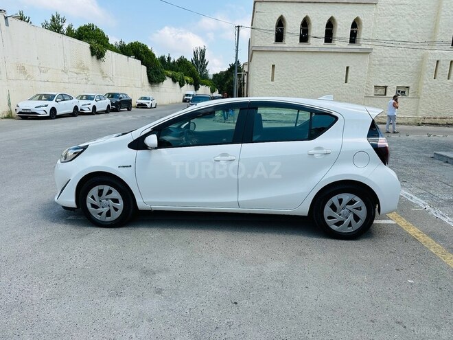 Toyota Aqua 2019, 27,300 km - 1.5 l - Bakı