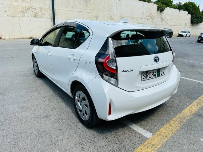 Toyota Aqua 2019, 27,300 km - 1.5 l - Bakı