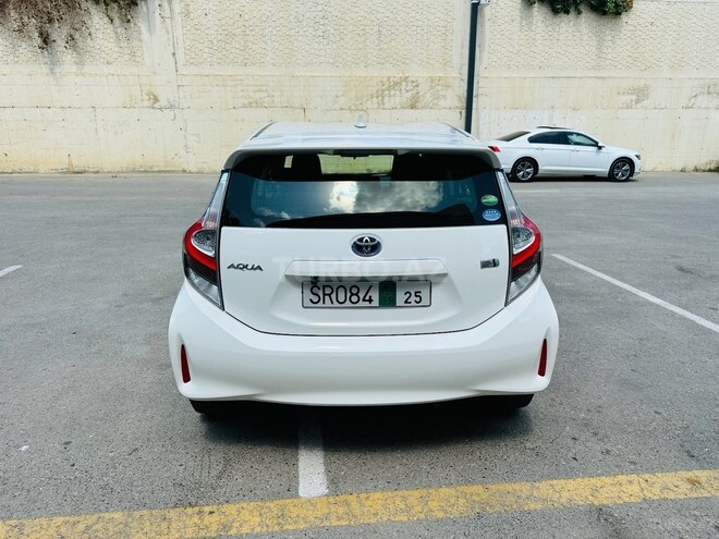 Toyota Aqua 2019, 27,300 km - 1.5 l - Bakı