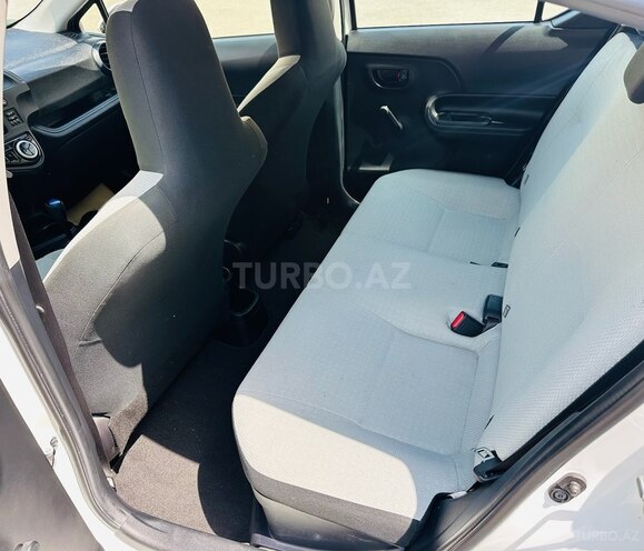 Toyota Aqua 2019, 27,300 km - 1.5 l - Bakı